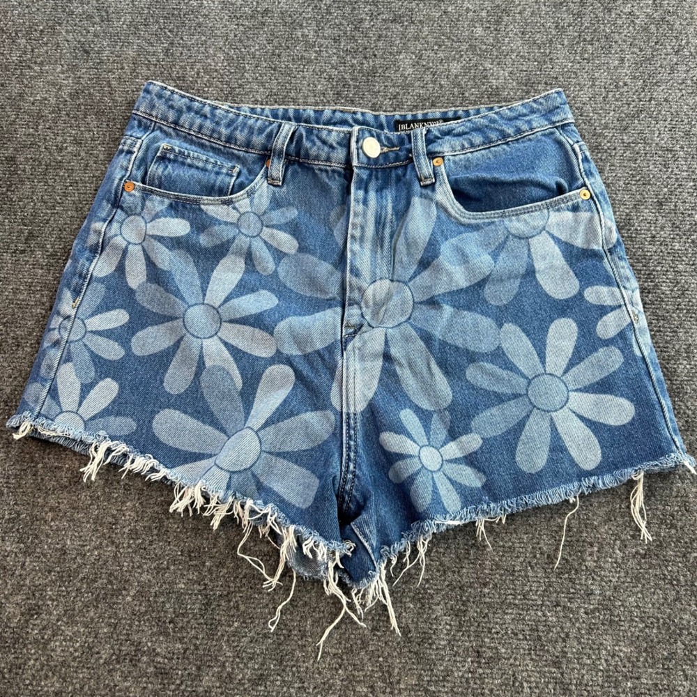 BlankNYC The Reeve Shorts Women 30 Blue Floral Daisy High Rise Ribcage Denim Raw